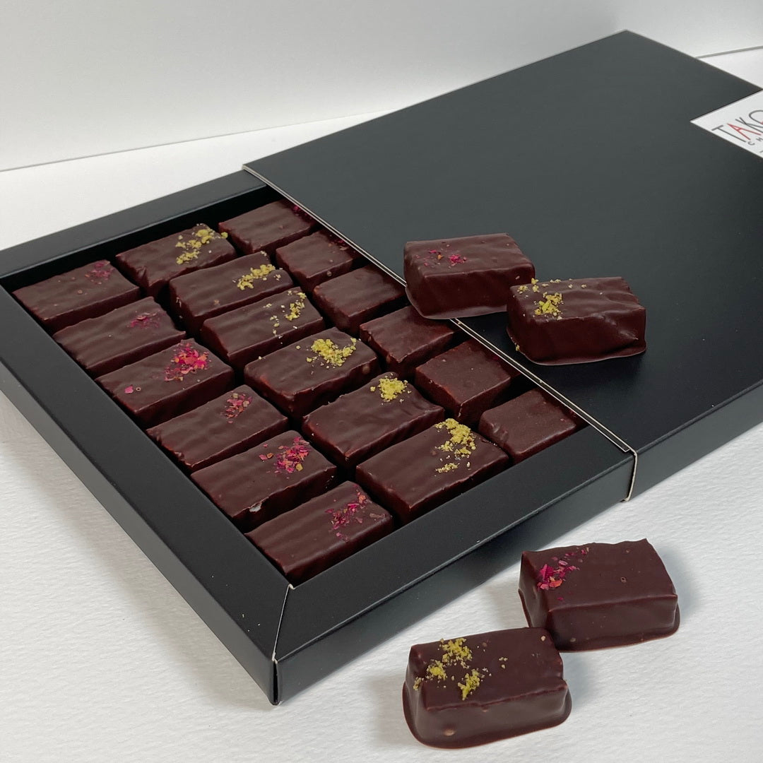 coffret de nougats blancs de Provence enrobés de chocolat