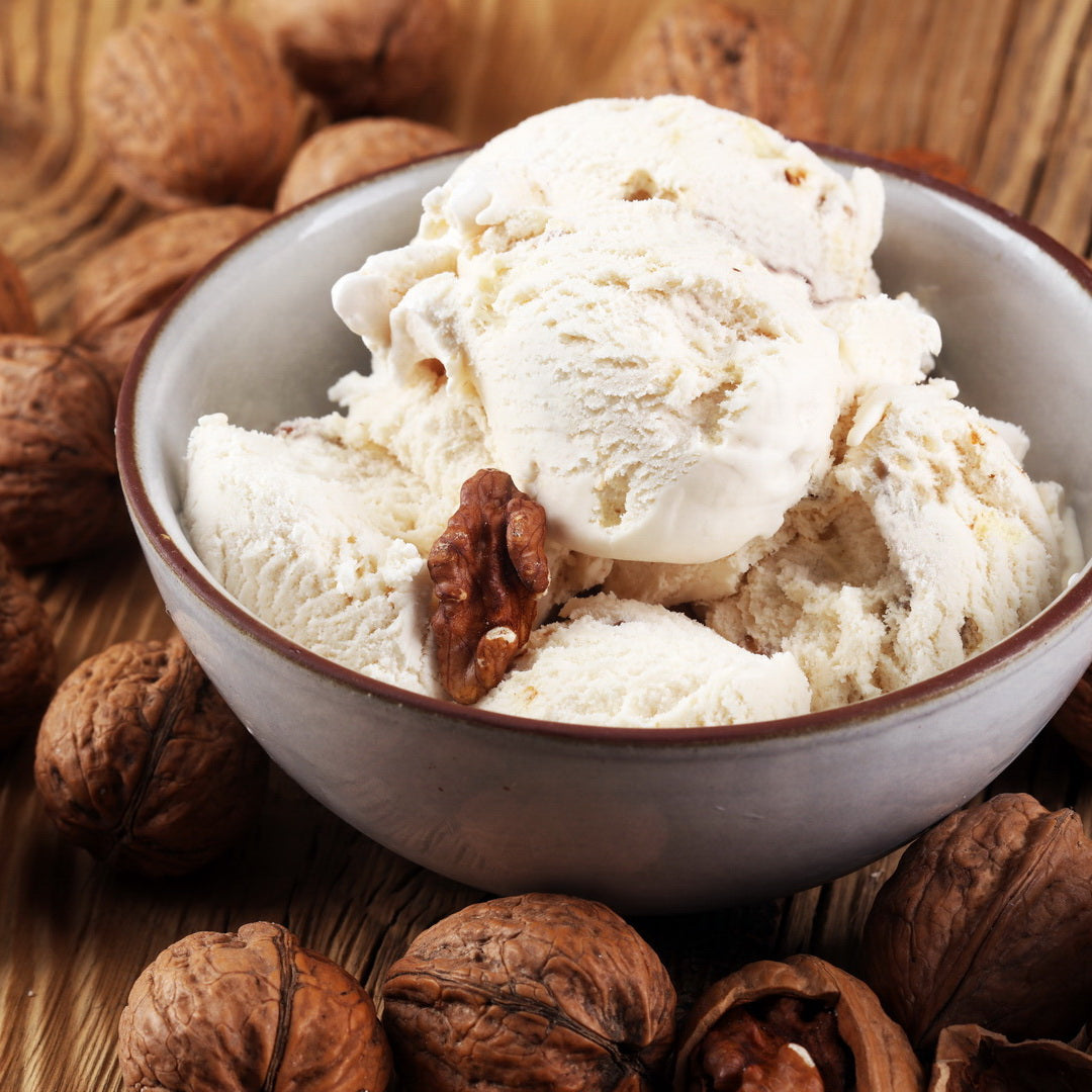 Crème glacée à la noix de Grenoble