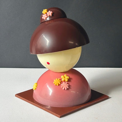 Pâques : Kimiko, la poupée Kokeshi